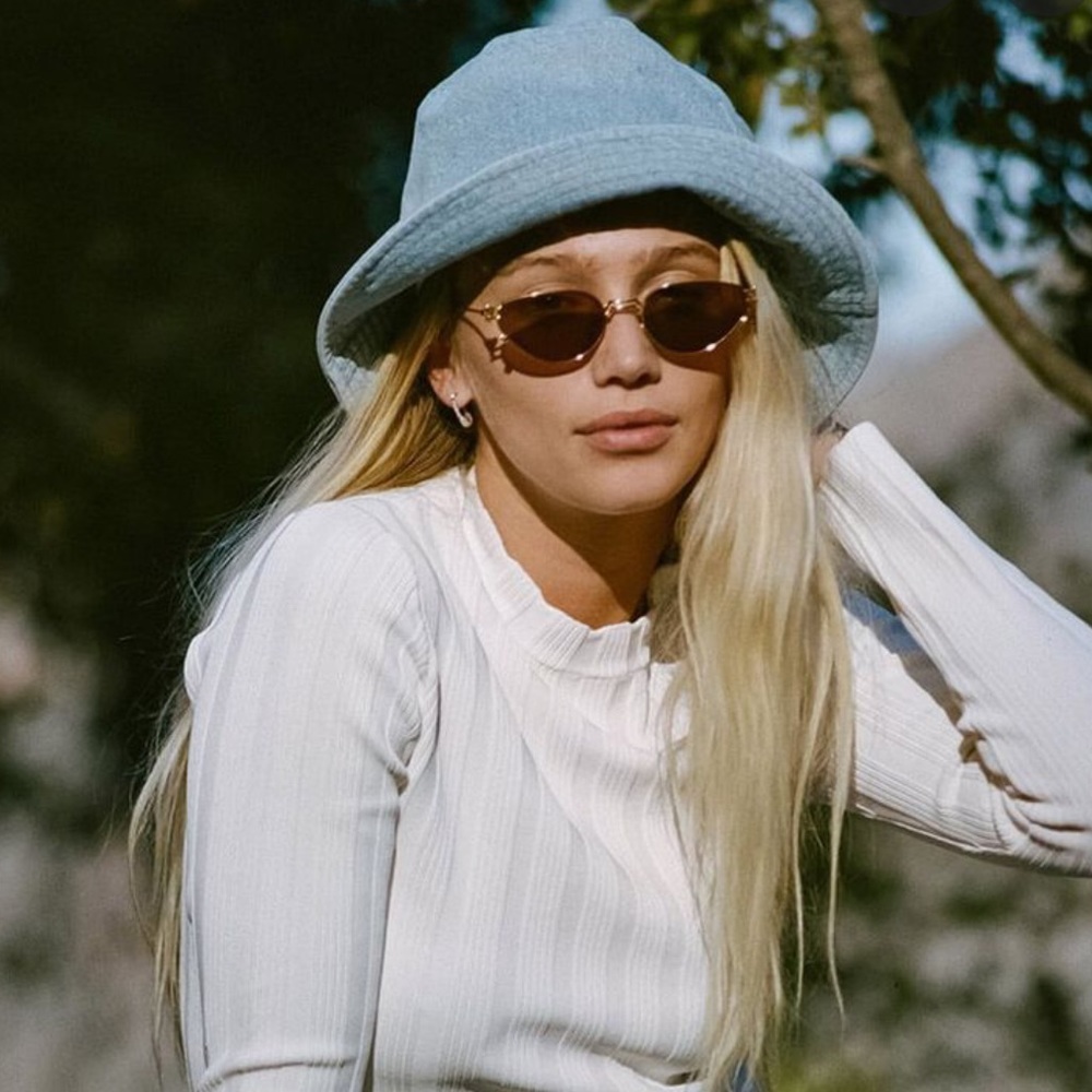 - love faustine denim bucket hat